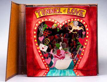 a tunnel book that illustrates the ups and downs of a relationship 